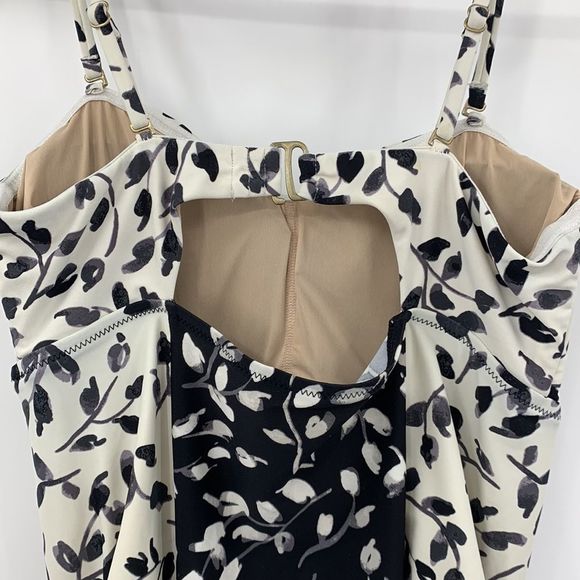 A Pea In The Pod Maternity Swimsuit Sz M - Picture 4 of 8